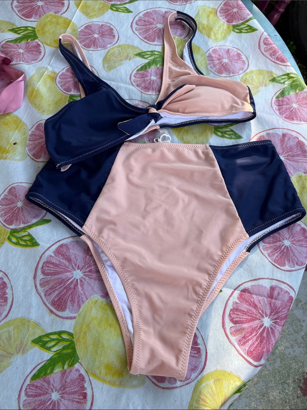 New Women’s Two-Tone Bikini Cupshe Large Swimsuit